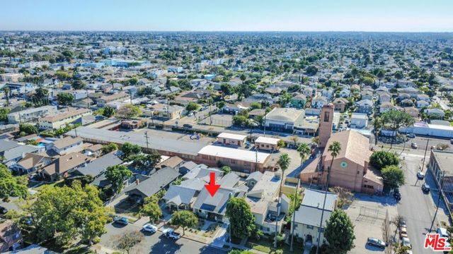 2180 W 31st Street, Los Angeles, CA 90018