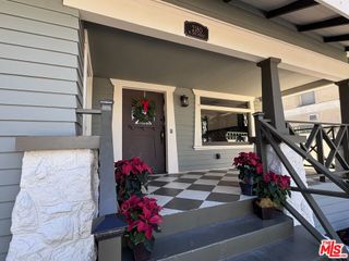 2180 W 31st Street, Los Angeles, CA 90018