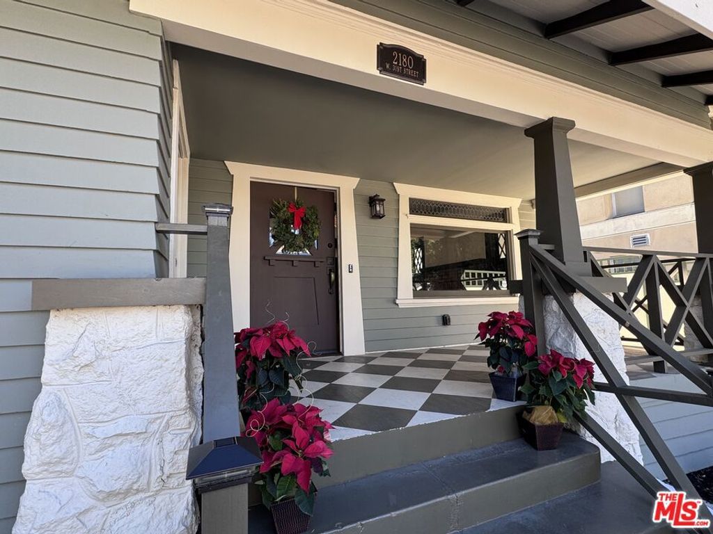 2180 W 31st Street, Los Angeles, CA 90018