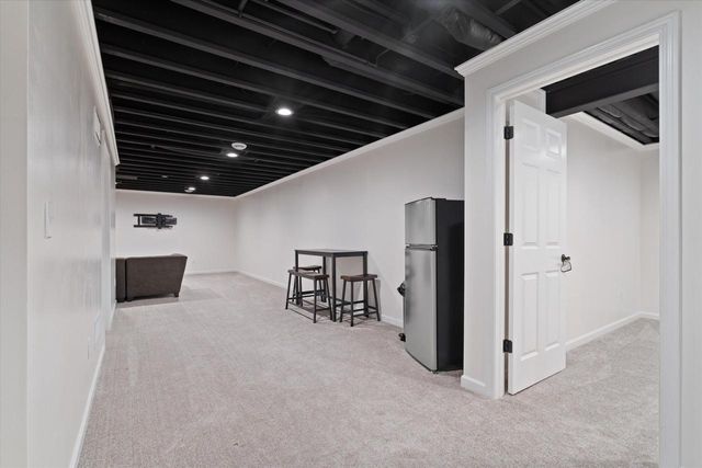 1718 Tumbleweed CIRCLE, West Bend, WI 53095