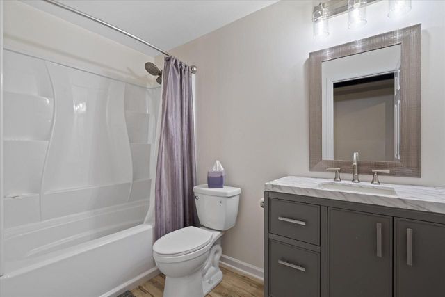 1718 Tumbleweed CIRCLE, West Bend, WI 53095