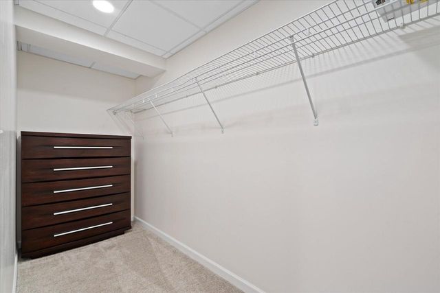 1718 Tumbleweed CIRCLE, West Bend, WI 53095