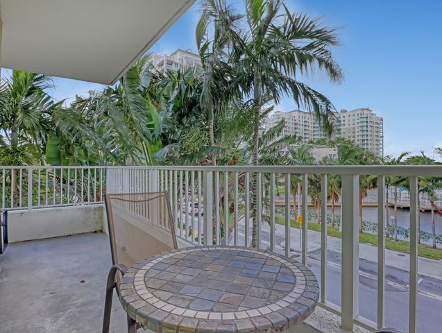700 E Boynton Beach Boulevard 312, Boynton Beach, FL 33435