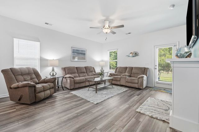 1242 Boswell Ct., Conway, SC 29526