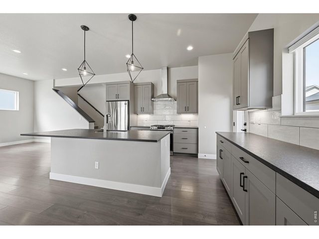 5197 School House Dr, Timnath, CO 80547