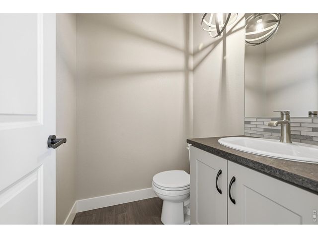 5197 School House Dr, Timnath, CO 80547