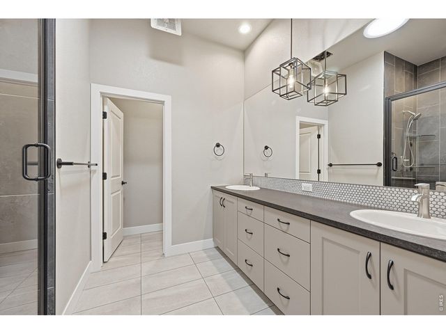 5197 School House Dr, Timnath, CO 80547