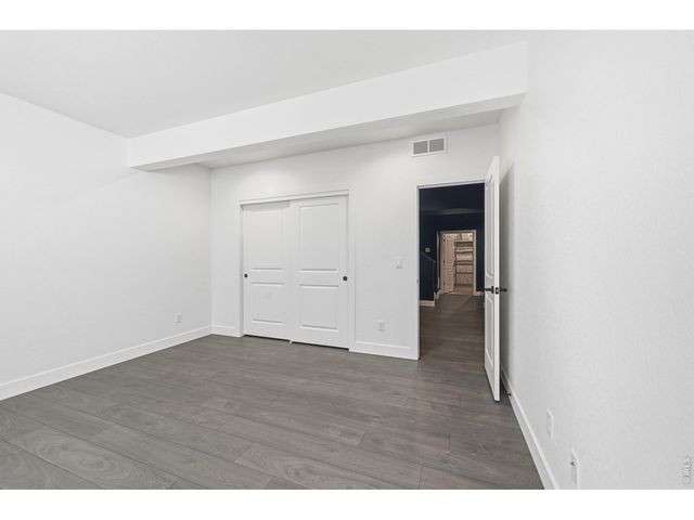 5197 School House Dr, Timnath, CO 80547