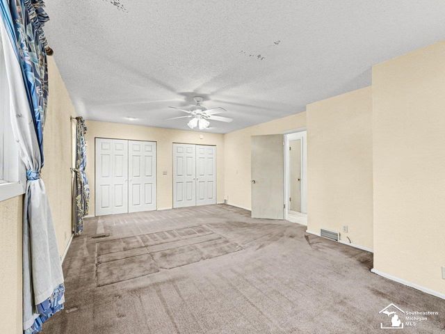 1593 Longfellow Drive, Temperance, MI 48182