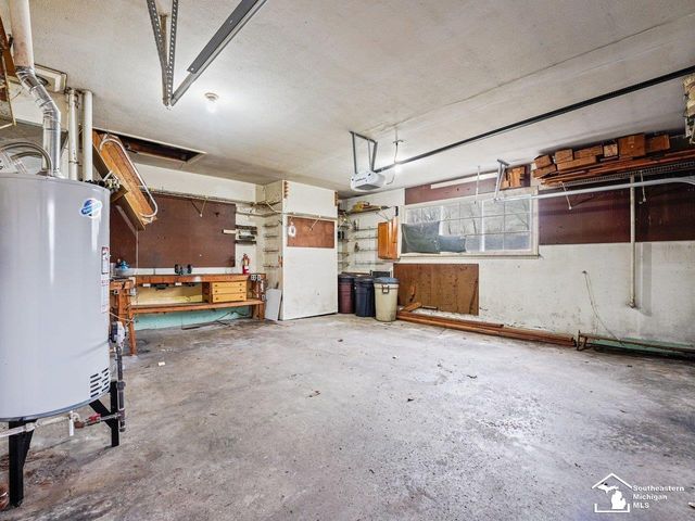 1593 Longfellow Drive, Temperance, MI 48182