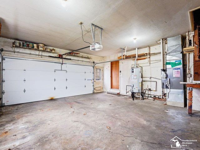 1593 Longfellow Drive, Temperance, MI 48182