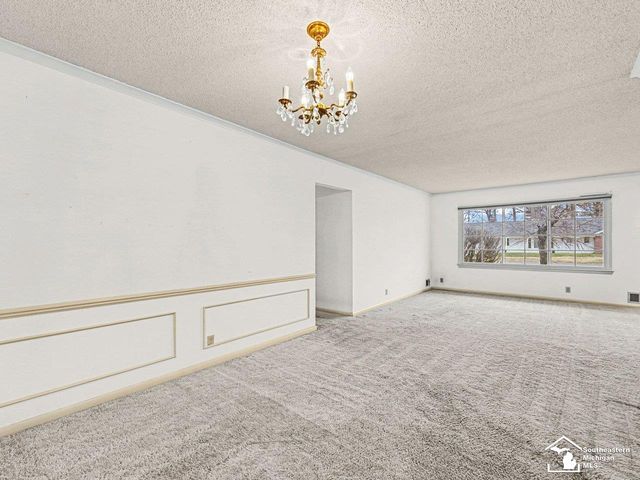 1593 Longfellow Drive, Temperance, MI 48182