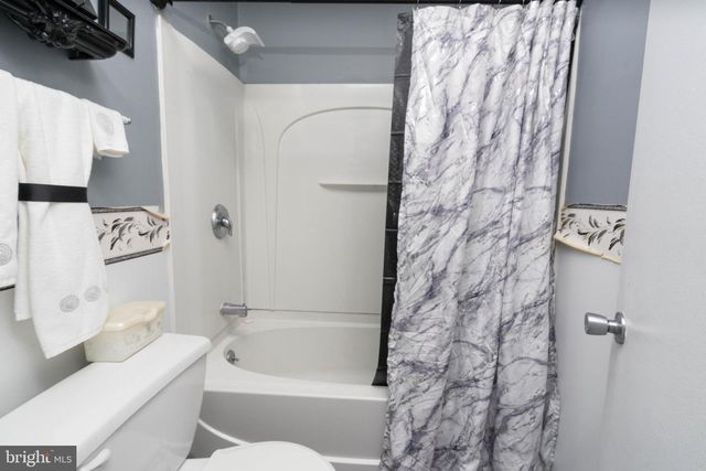 24 MAGNOLIA CT, Sicklerville, NJ 08081