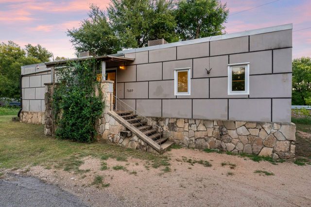 7689 Delwau LN, Austin, TX 78725