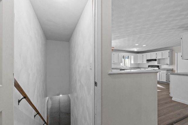 201 E MEADOW GROVE BOULEVARD, Appleton, WI 54915