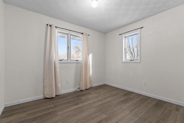 201 E MEADOW GROVE BOULEVARD, Appleton, WI 54915