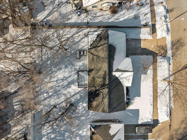 201 E MEADOW GROVE BOULEVARD, Appleton, WI 54915