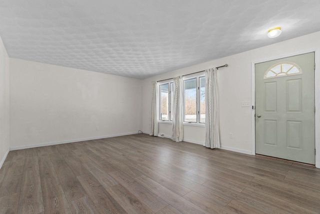 201 E MEADOW GROVE BOULEVARD, Appleton, WI 54915