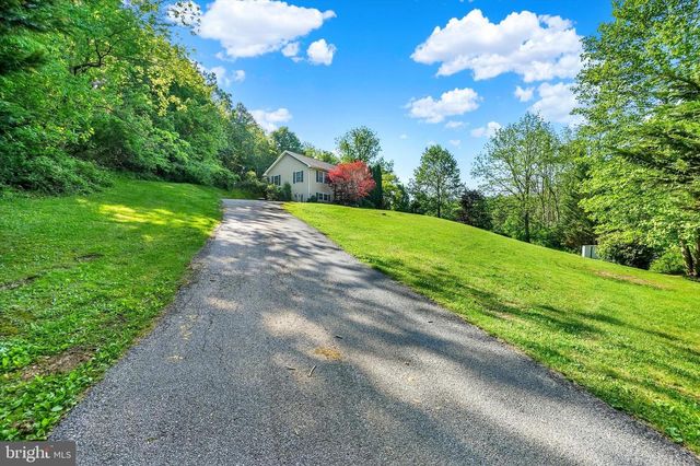 12598 LEBANON CHURCH RD, Felton, PA 17322