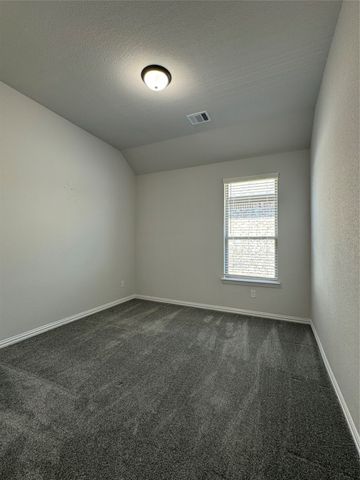 115 Bowling Green Avenue, Red Oak, TX 75154