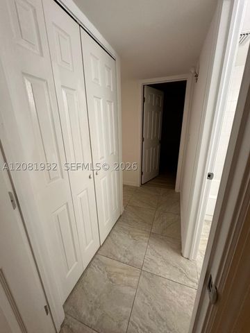 12642 Kenwood B, Fort Myers, FL 33907
