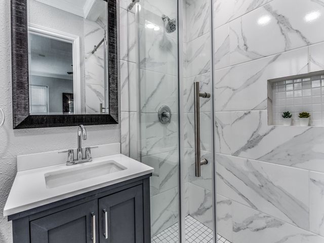 2323 Van Cleave Drive, Dallas, TX 75216