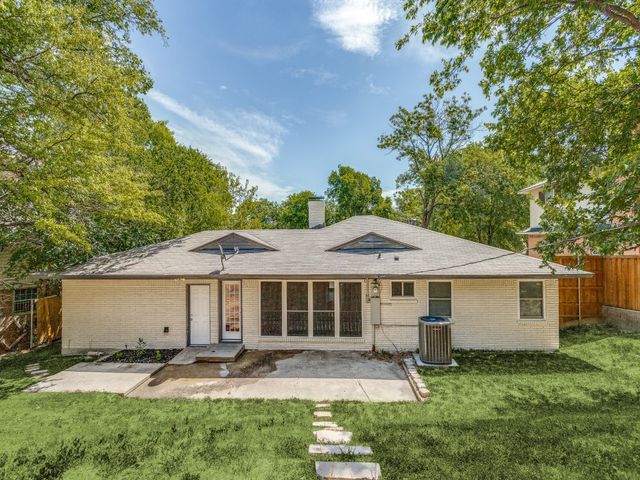 2323 Van Cleave Drive, Dallas, TX 75216