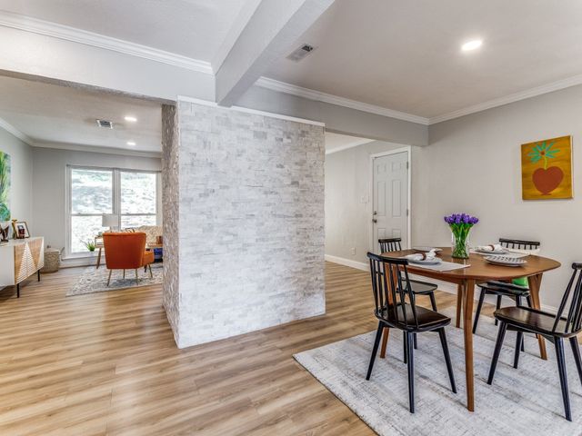 2323 Van Cleave Drive, Dallas, TX 75216