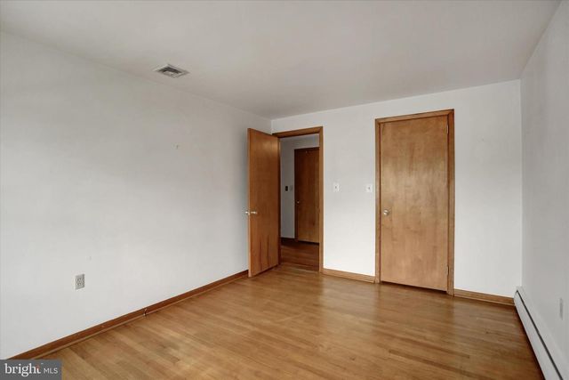 212 E WALNUT STREET, Shiremanstown, PA 17011