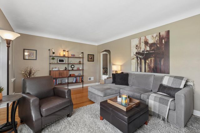 1101 9th Street, Hudson, WI 54016