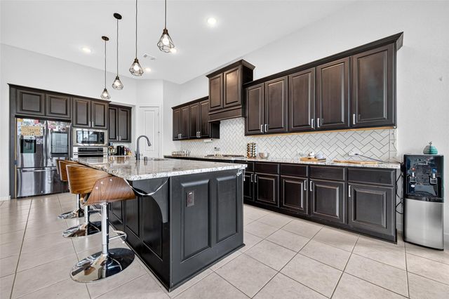 10114 Brush Way, Rosharon, TX 77583