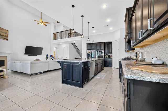 10114 Brush Way, Rosharon, TX 77583