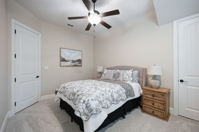 305 Matthew Avenue, Denton, TX 76210