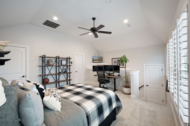 305 Matthew Avenue, Denton, TX 76210