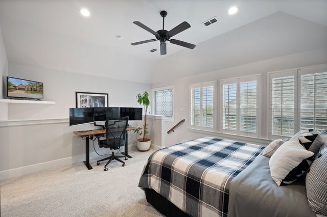 305 Matthew Avenue, Denton, TX 76210