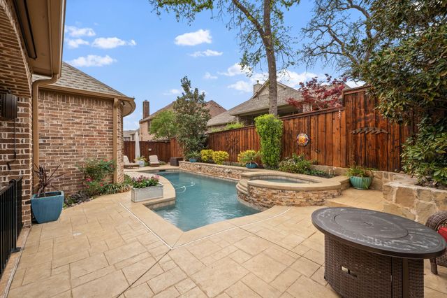 305 Matthew Avenue, Denton, TX 76210