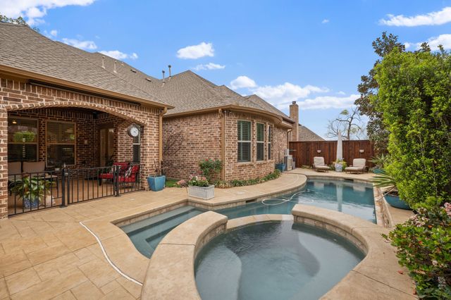 305 Matthew Avenue, Denton, TX 76210