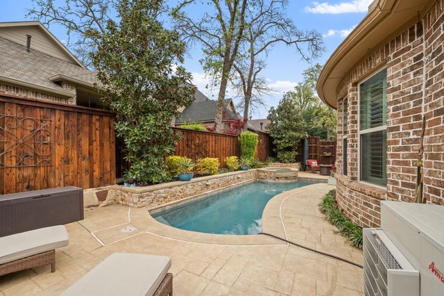 305 Matthew Avenue, Denton, TX 76210