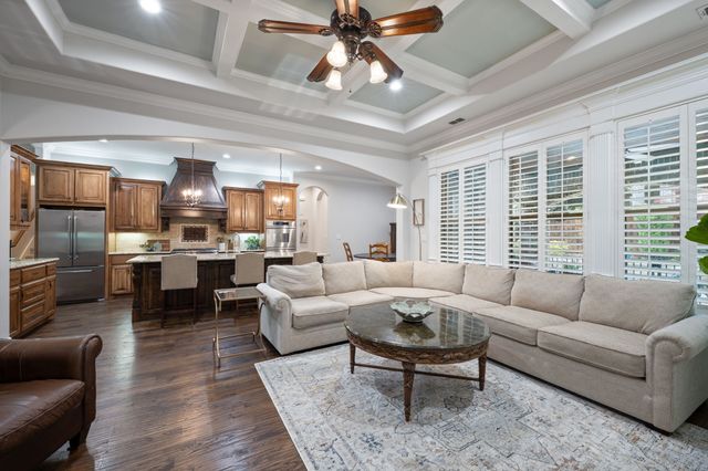 305 Matthew Avenue, Denton, TX 76210