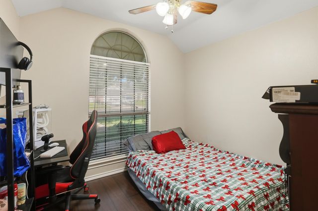 708 Hillcrest Drive, Cleburne, TX 76033