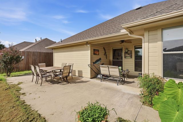708 Hillcrest Drive, Cleburne, TX 76033