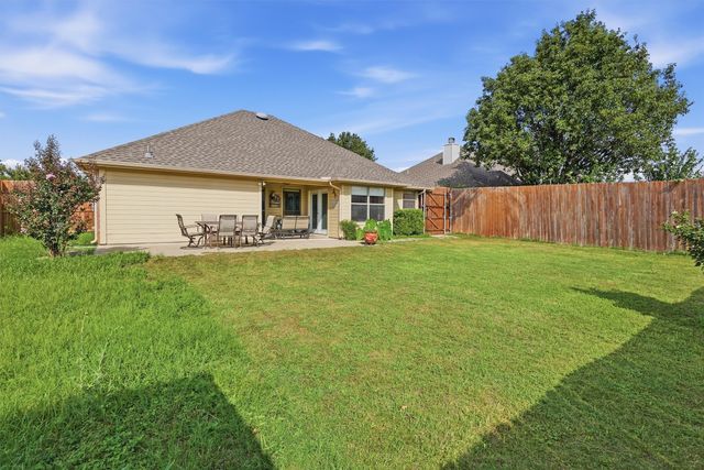 708 Hillcrest Drive, Cleburne, TX 76033