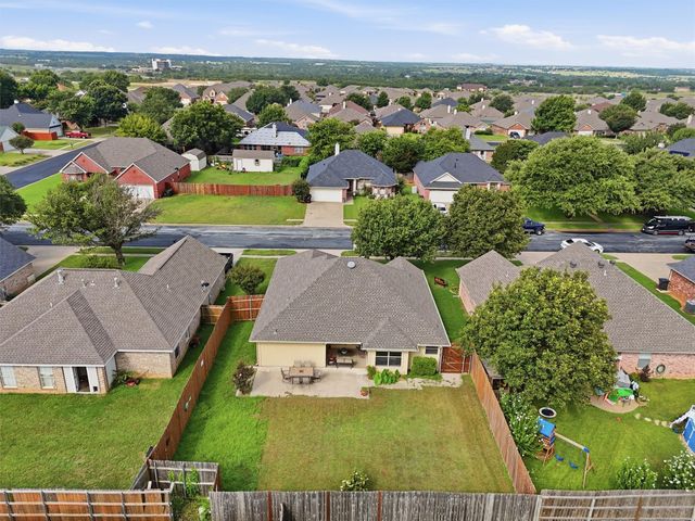 708 Hillcrest Drive, Cleburne, TX 76033