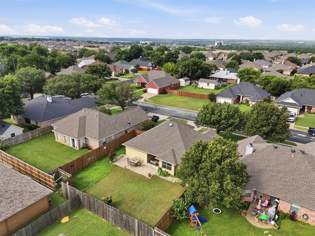 708 Hillcrest Drive, Cleburne, TX 76033