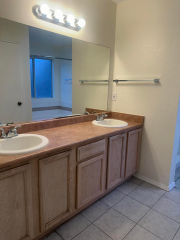9001 Seaside Road NW, Albuquerque, NM 87121