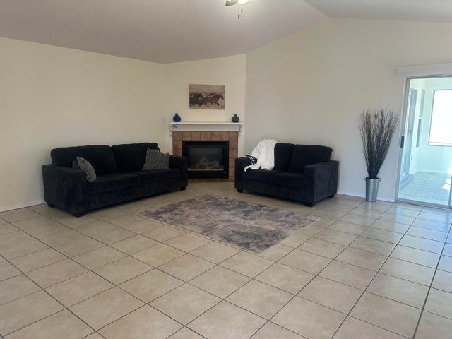 9001 Seaside Road NW, Albuquerque, NM 87121