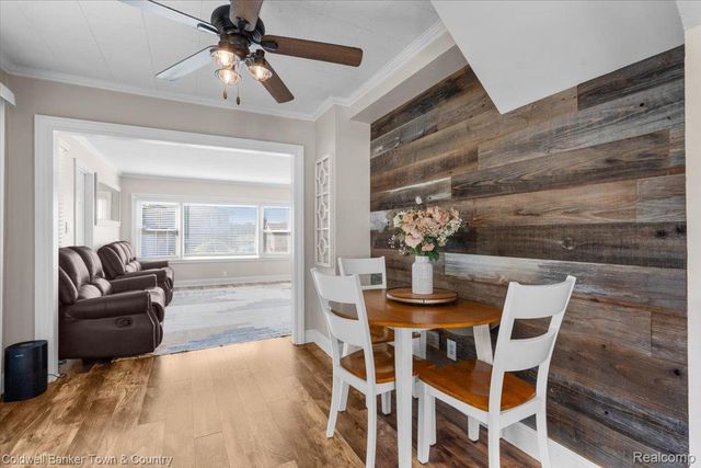 2710 Lakeridge, Wixom, MI 48393