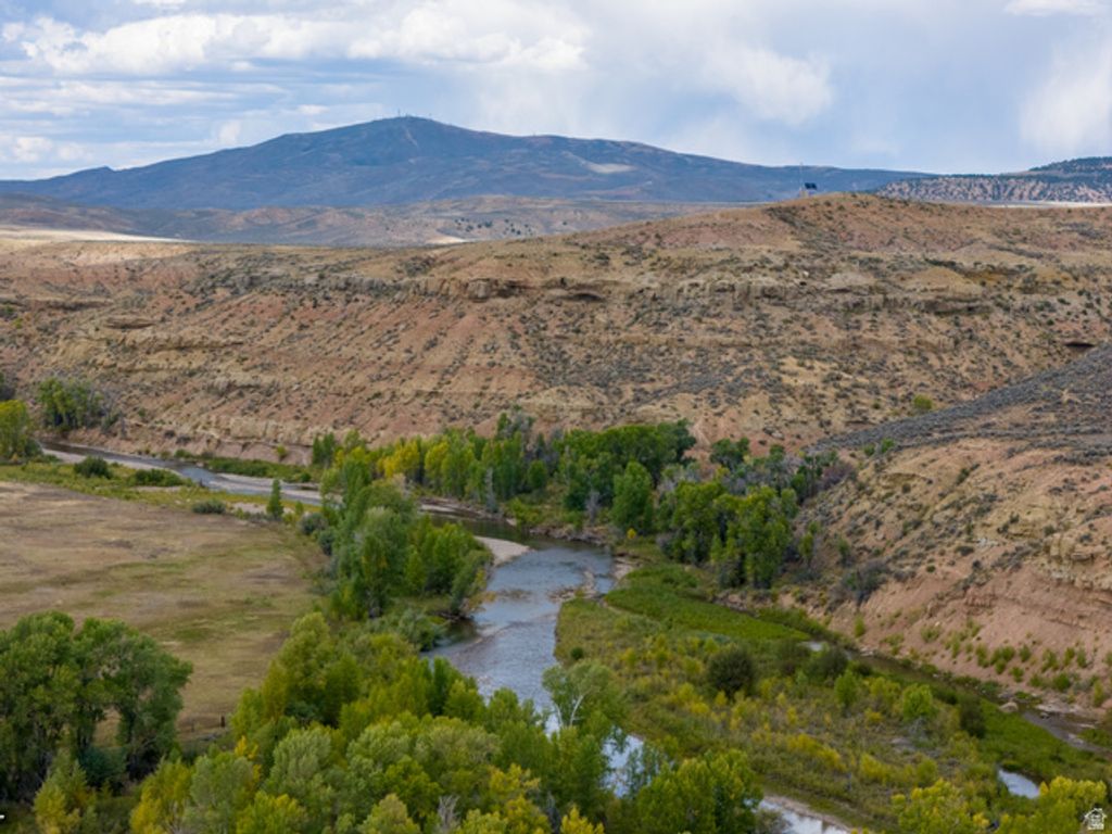 Image 2 of property listing at 2921 STATE HIGHWAY 150, Evanston, WY 82930