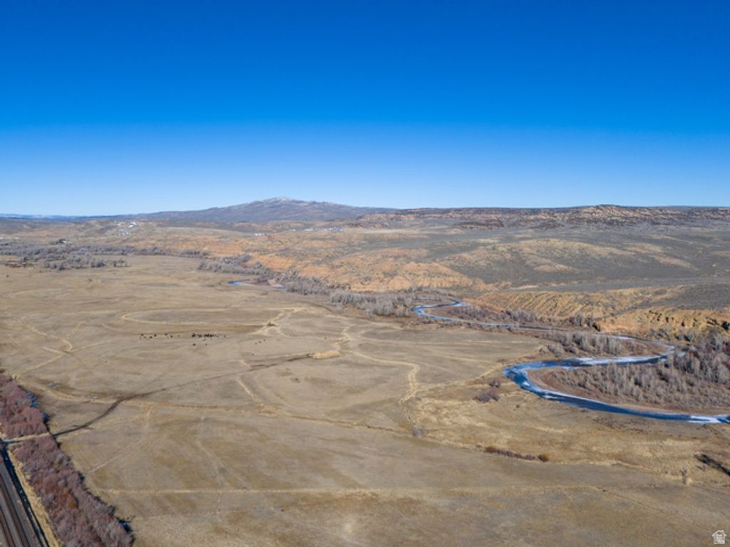 Image 12 of property listing at 2921 STATE HIGHWAY 150, Evanston, WY 82930