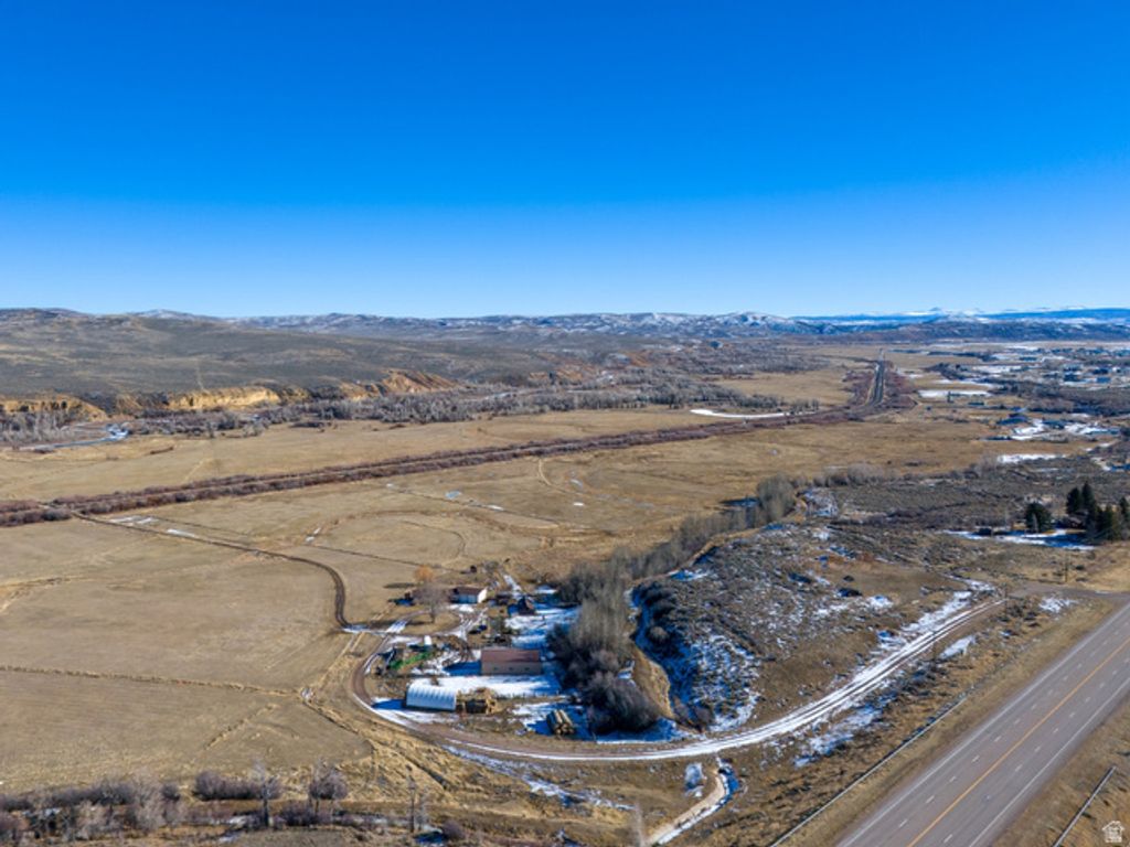 Image 17 of property listing at 2921 STATE HIGHWAY 150, Evanston, WY 82930